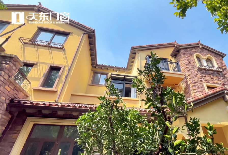天东门窗实景拍摄