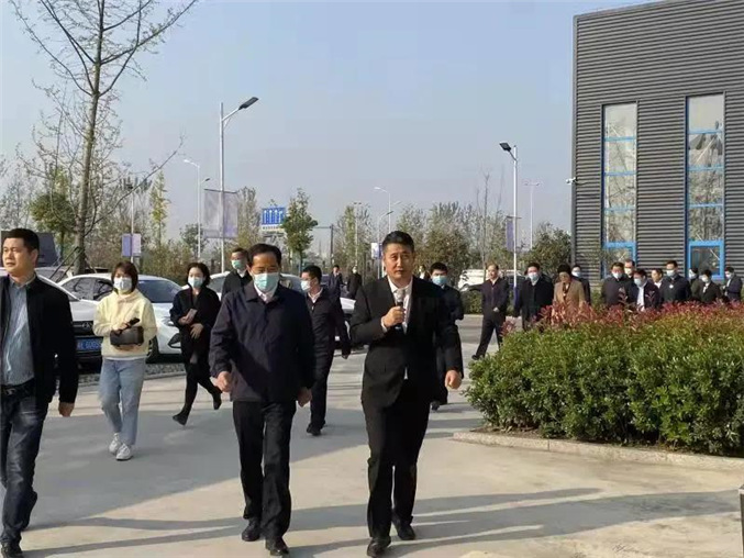 重大项目集中开工动员宿州市委、区委领导莅临天东门窗宿州生产基地检查指导工作