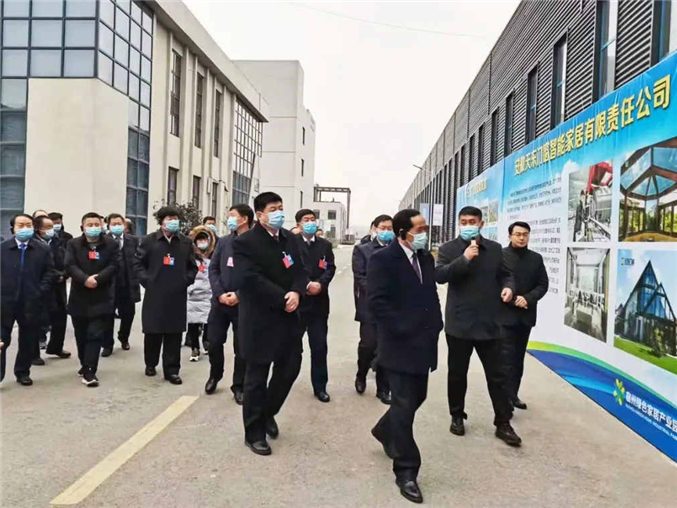 宿州区人大代表、政协委员各位领导1600人莅临天东门窗宿州生产基地指导工作